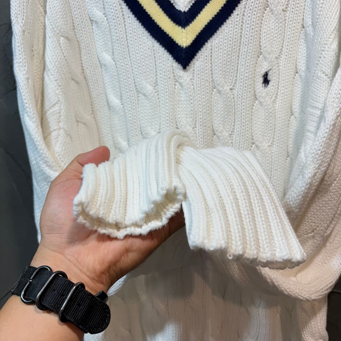[L] POLO 폴로 랄프로렌 브이넥 꽈베기 니트 상품이미지3