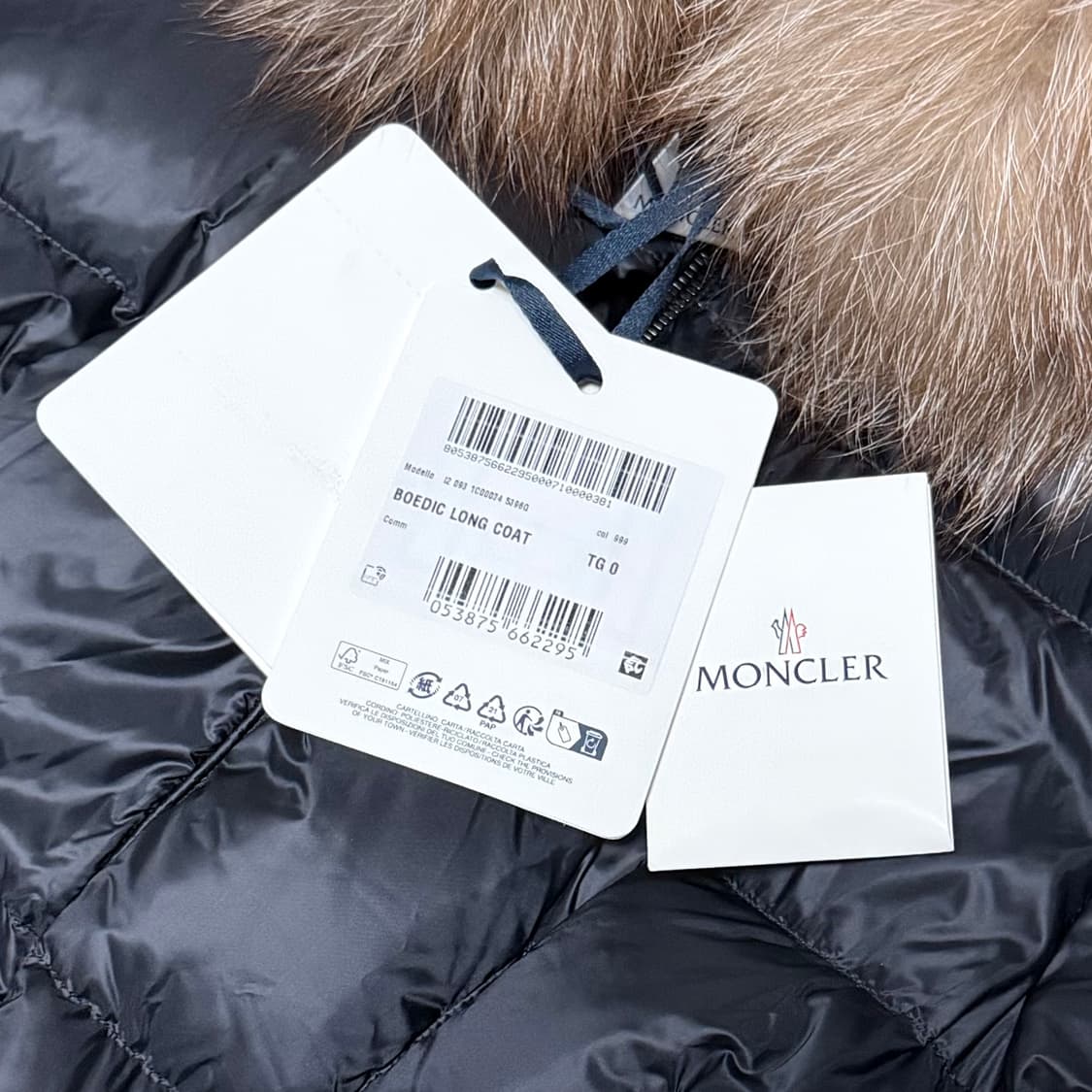 [새상품/풀구성]23~24FW몽클레어 보에딕 여성패딩 폭스퍼 블랙0사이즈 상품이미지7