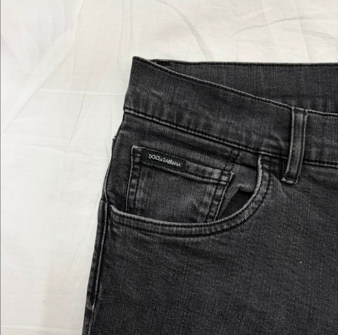 돌체앤가바나 DG 플레이트 차콜 데님팬츠 상품이미지4
