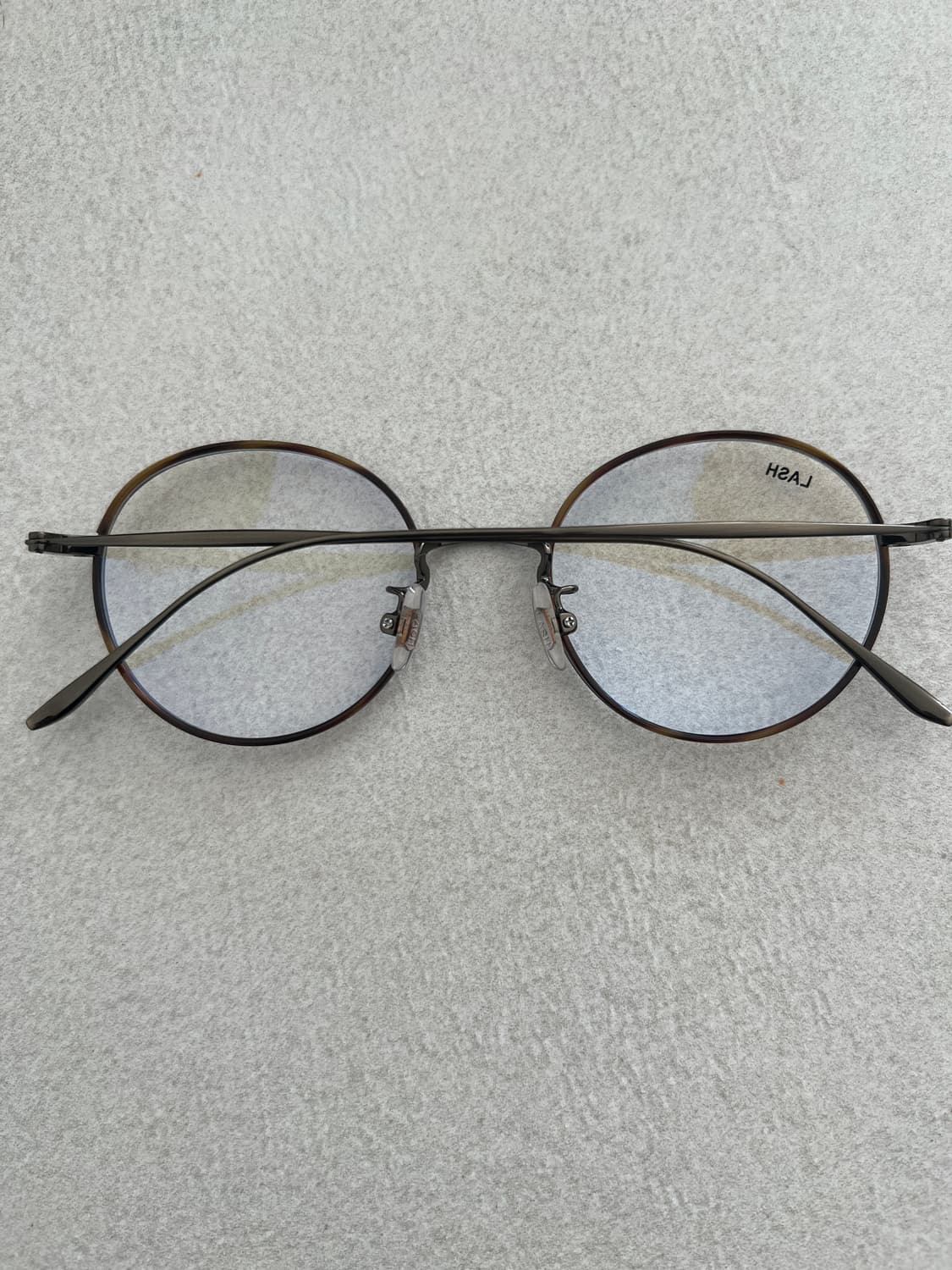 래쉬 티타늄 안경테 팝니다 상품이미지2