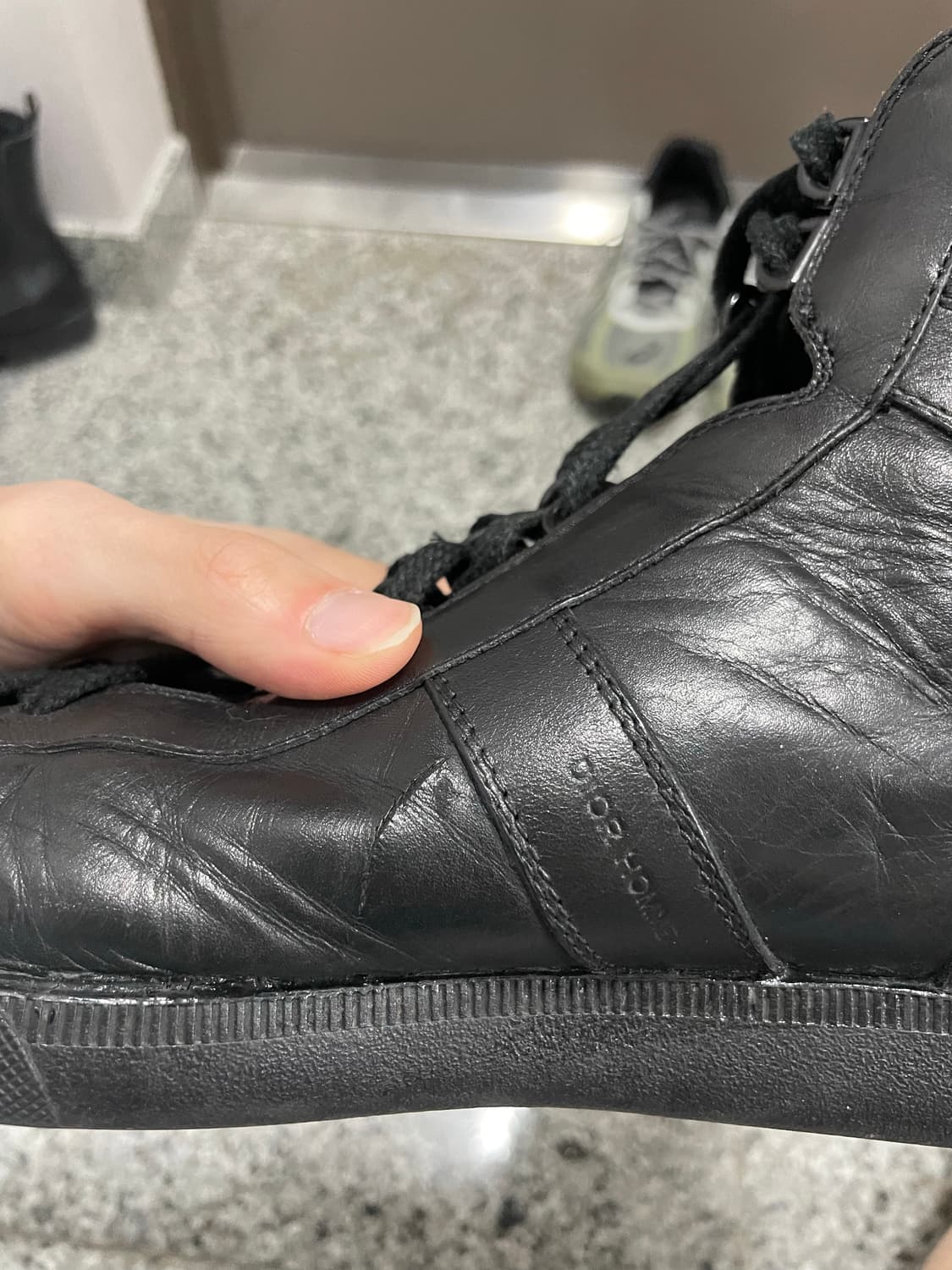 디올옴므04ss스트립 스니커즈 하이탑 블랙 상품이미지8