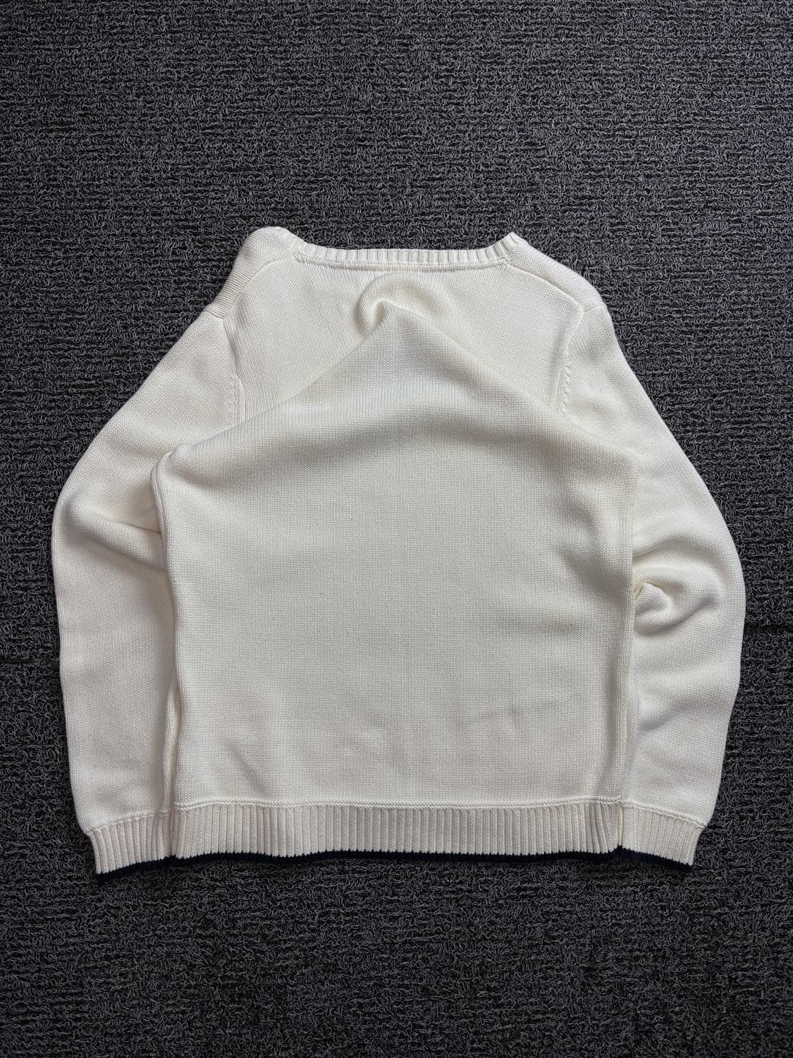 타미힐피거 플래그 빅로고 디테일 스웨터 2212 상품이미지4