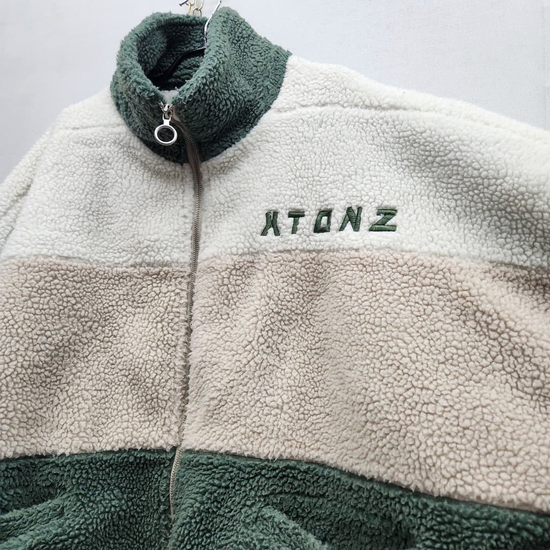 엑스톤즈 멀티컬러 컬러블럭 오버핏 후리스(안감퀄팅) 6XL 상품이미지2