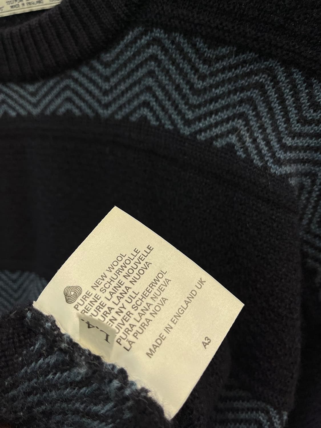 105) 버버리 클래식 울니트  상품이미지8