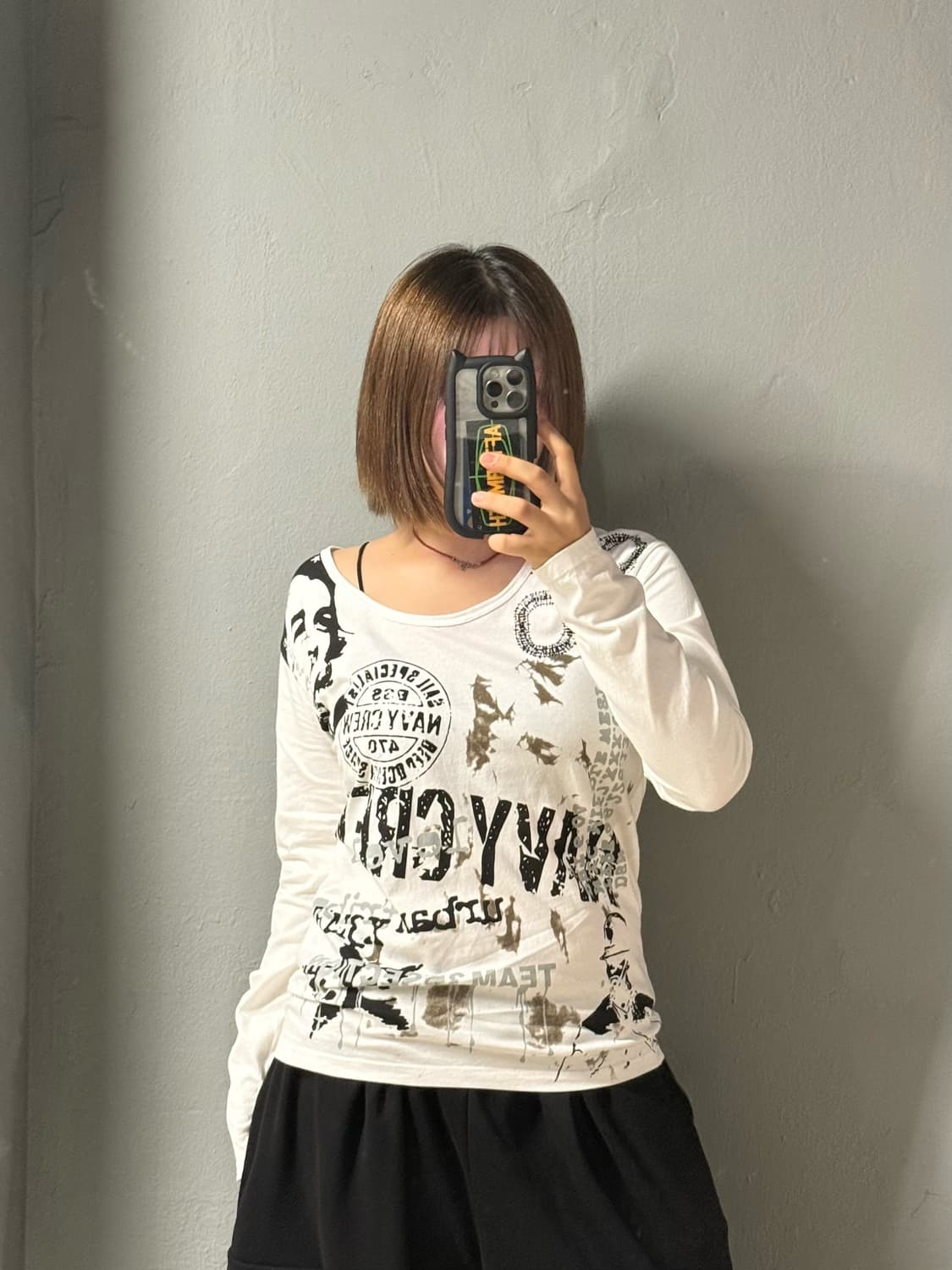 printing detail u-neck long sleeve 상품이미지2