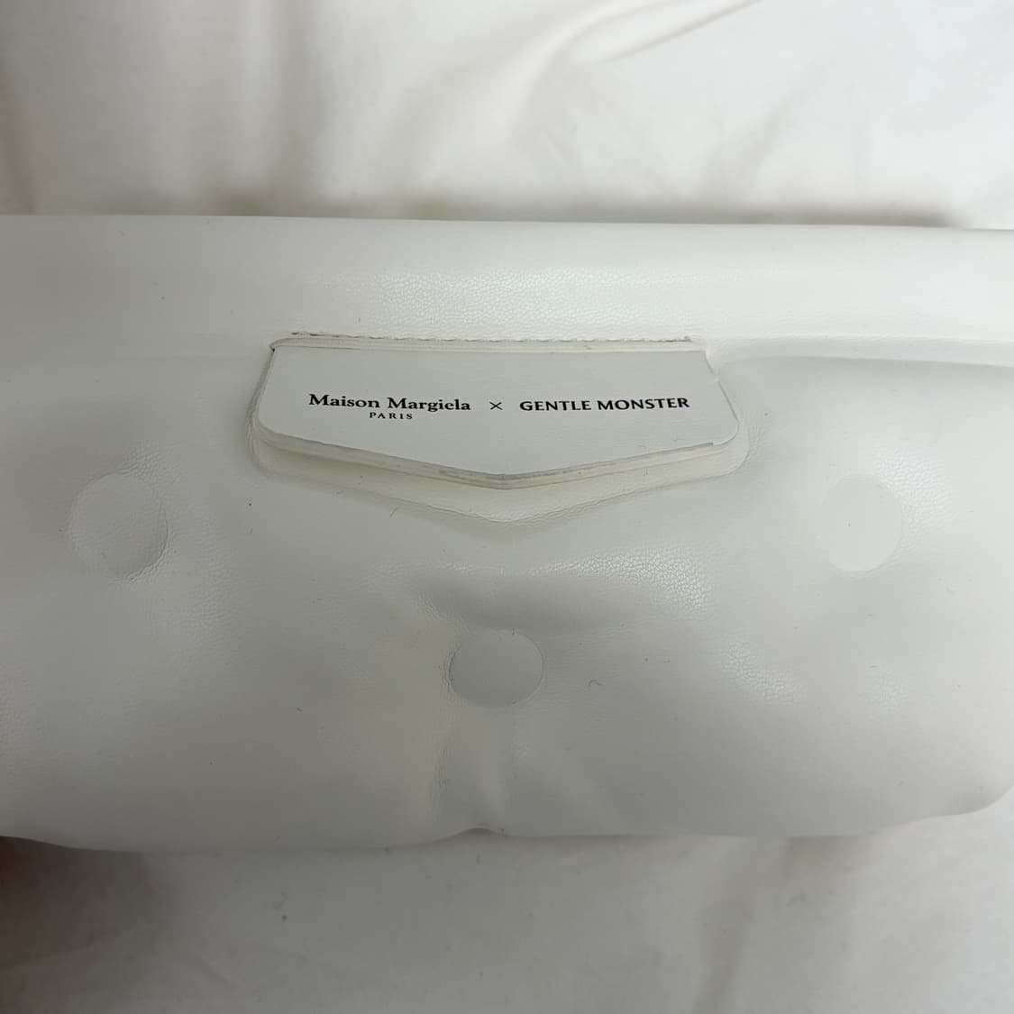 젠틀 몬스터 x 메종 마르지엘라 MM108 블랙 블랙 상품이미지4