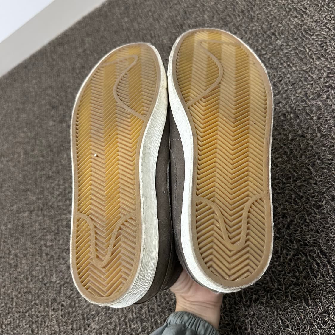 NIKE 나이키 블레이저 스웨이드 하이탑 260 상품이미지8