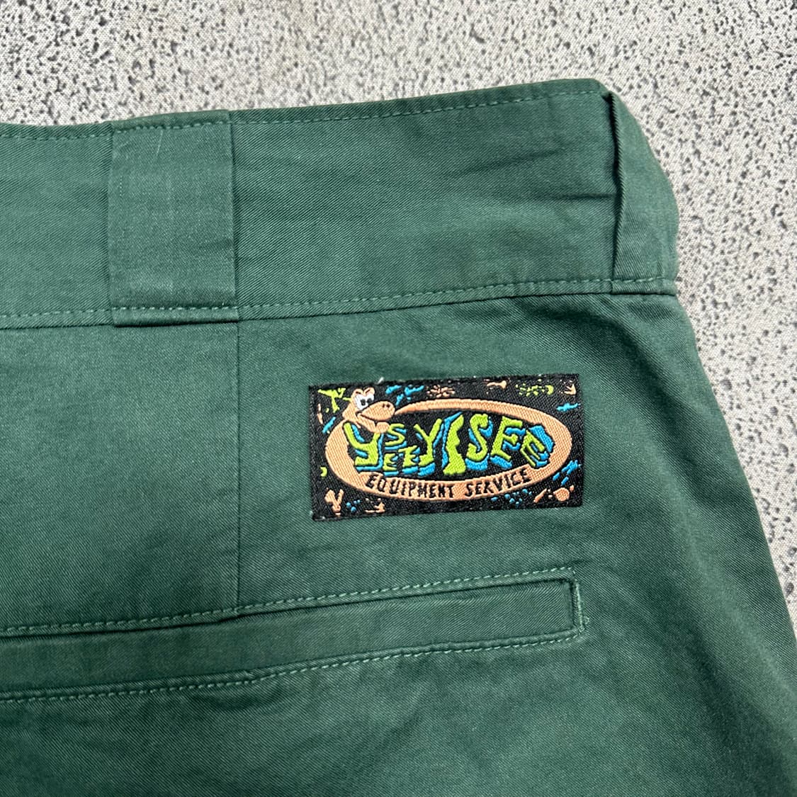 ✨ (바배) 예스아이씨 딥카키 치뉴 버뮤다  팬츠  상품이미지3