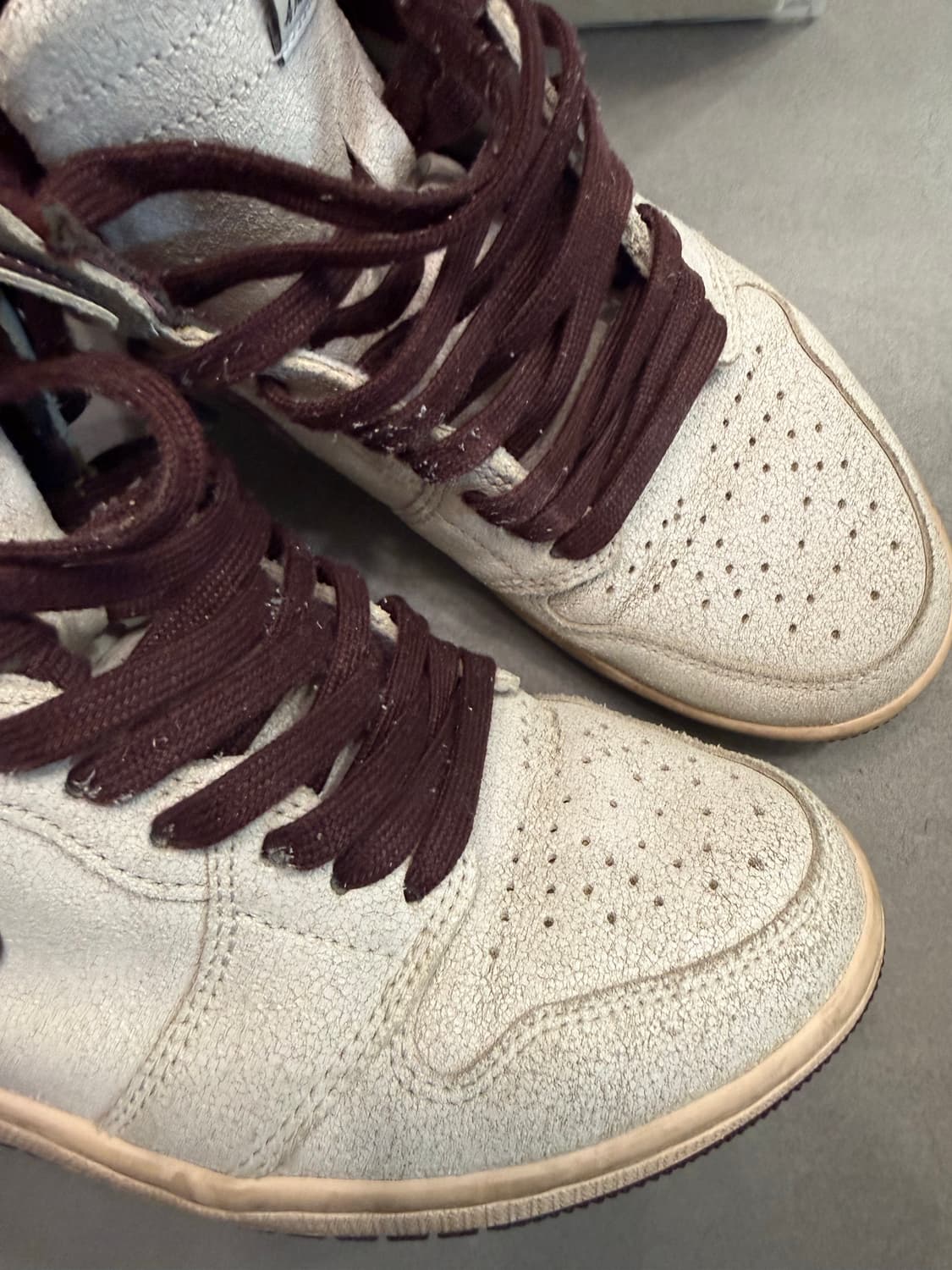 조던 1 x 아 마 마니에르 레트로 하이 OG SP 세일 앤 버건디 상품이미지3