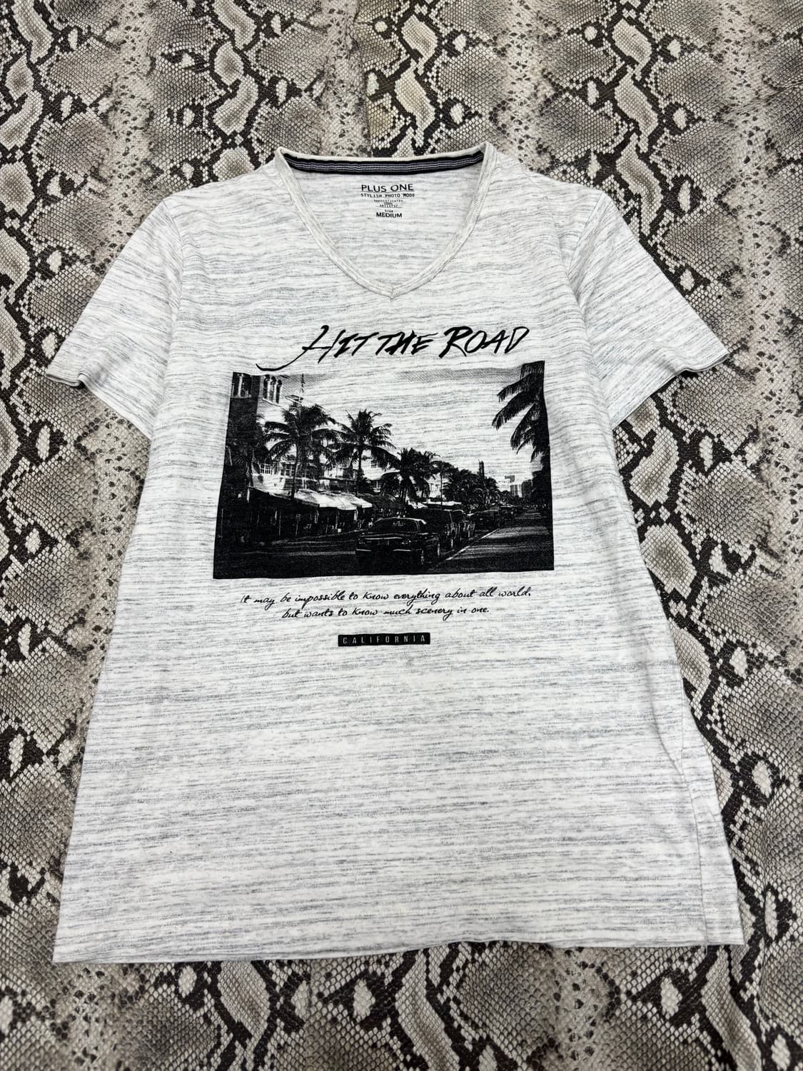 “Vintage” Y2K Print White Tee 상품이미지2