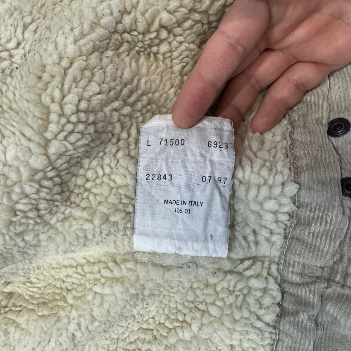 90s 리바이스 더티 에이징 쉐르파 트러커 자켓 made in ITALY 상품이미지9