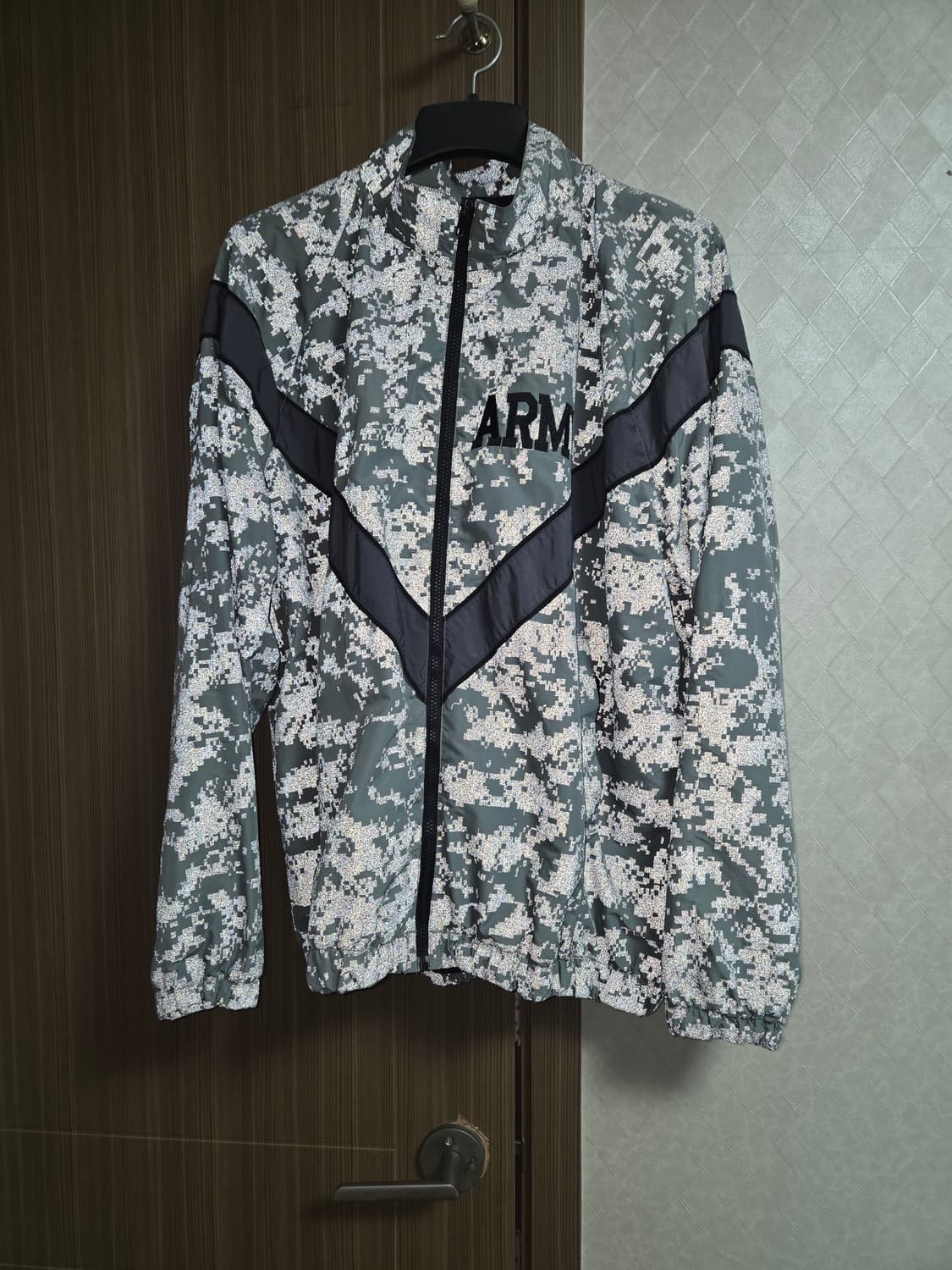 Us army ipfu 바람막이 상품이미지2