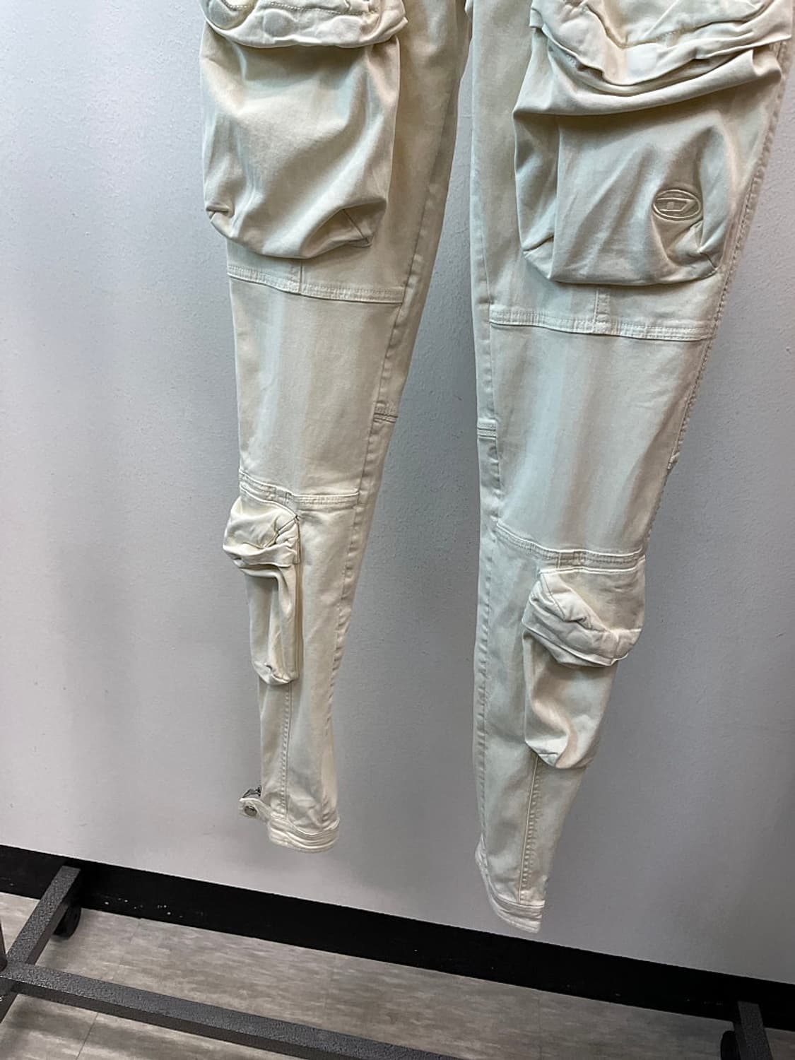 여) 디젤 아이포리 카고팬츠  상품이미지2