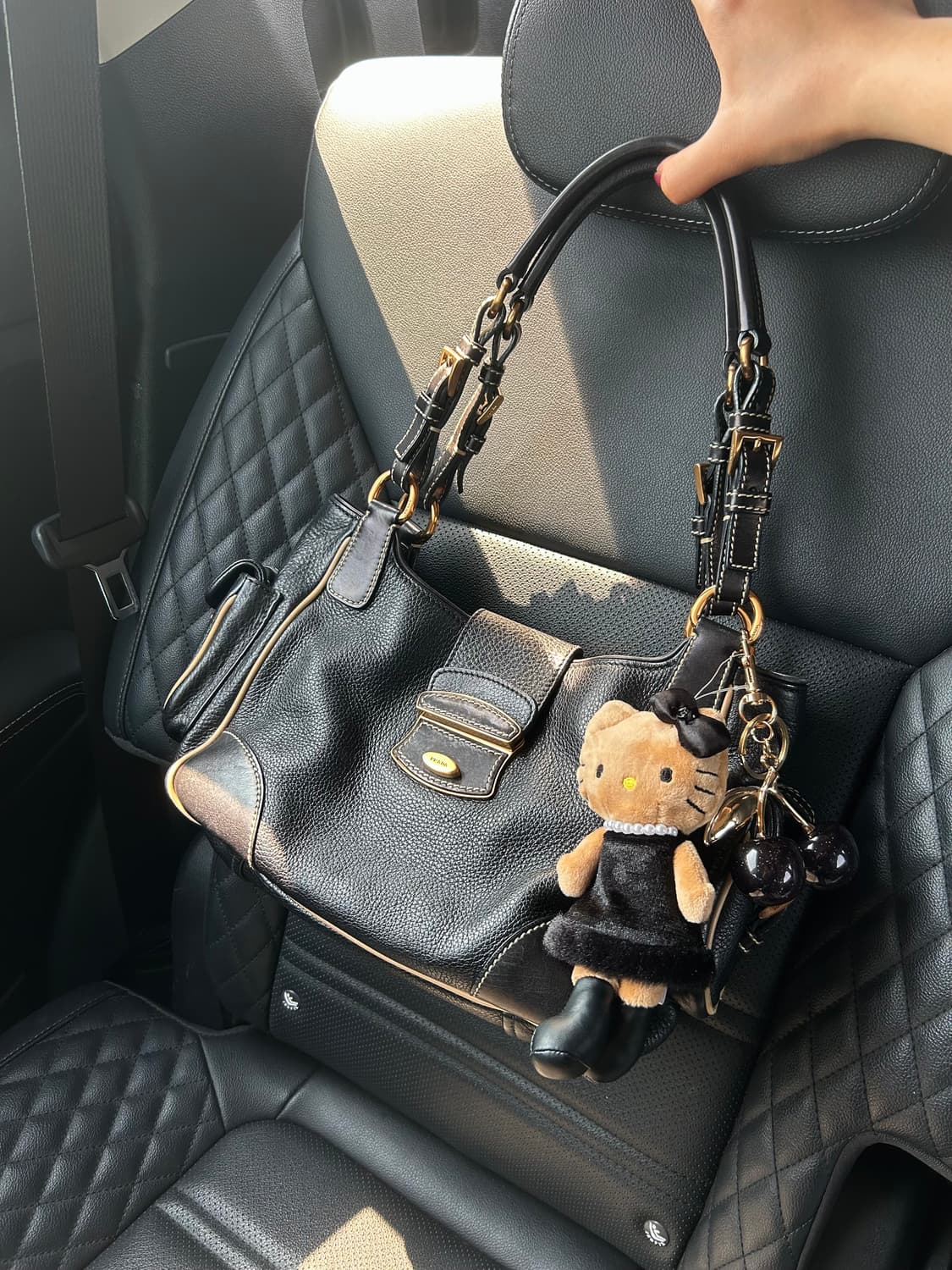 신상..💞)) 프라다 빈티지 버클 레더 숄더백 🖤✨ 상품이미지1