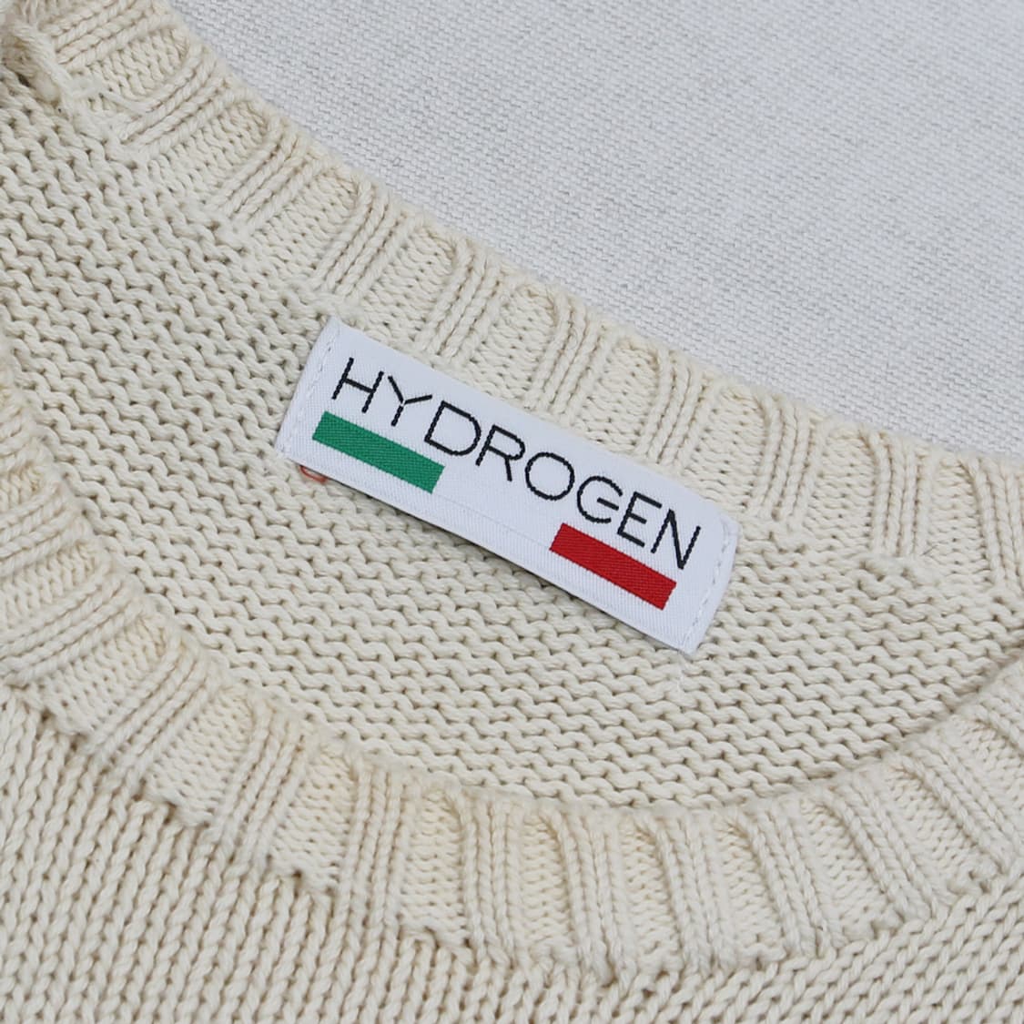 (착용컷) HYDROGEN 스컬 코튼 니트 (남성용 100-103) 상품이미지5