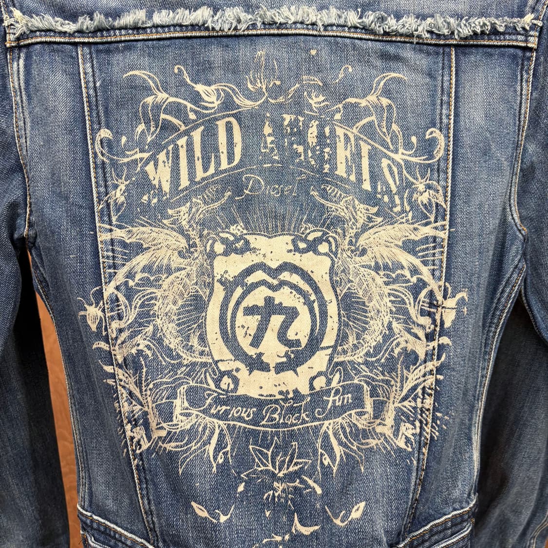 디젤 트러커 데님 자켓 백프린트 집업 포켓 디테일 빈티지 블루 상품이미지8