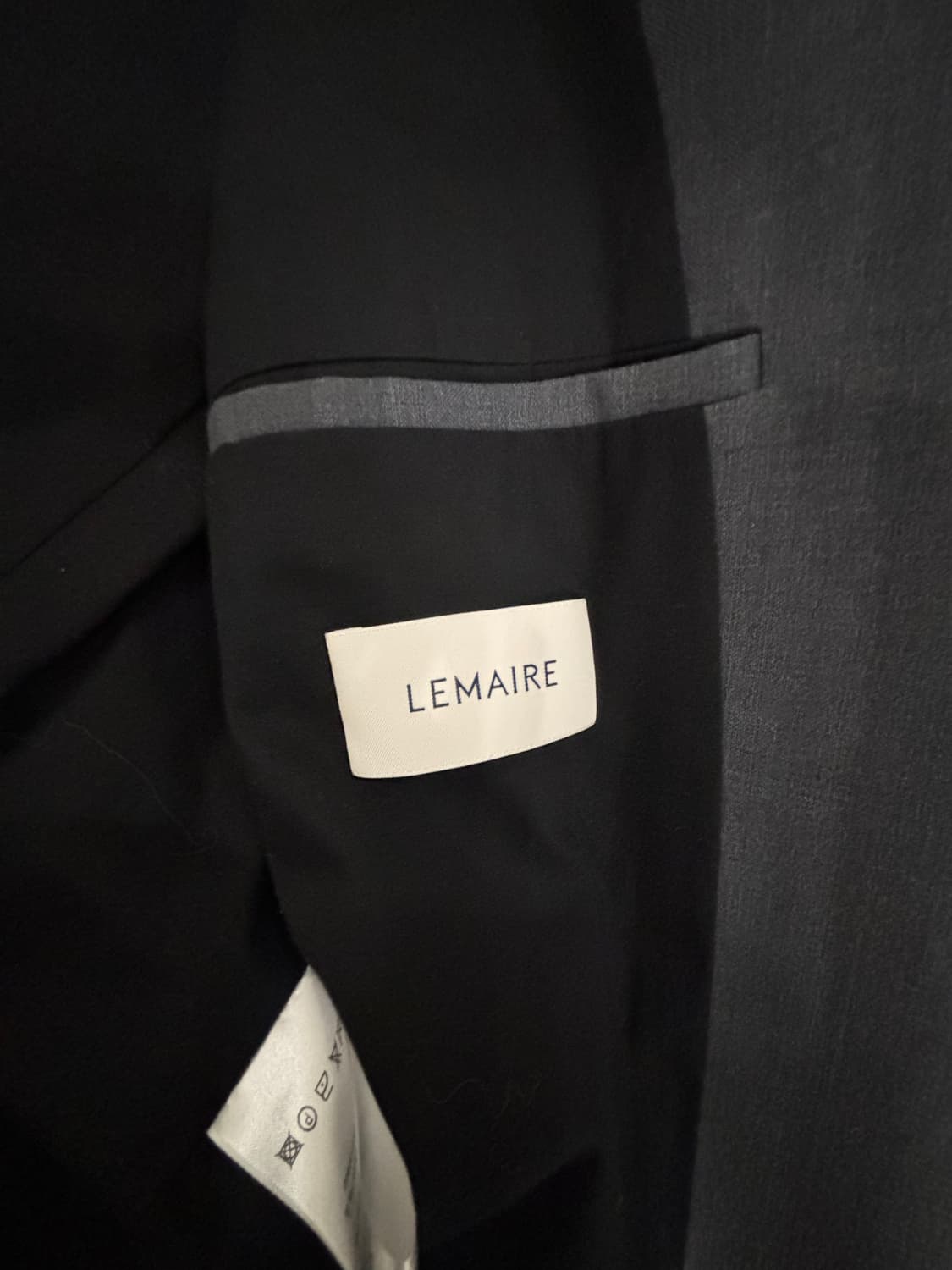 르메르 싱글브레스티드 자켓 50사이즈 판매합니다. 상품이미지3