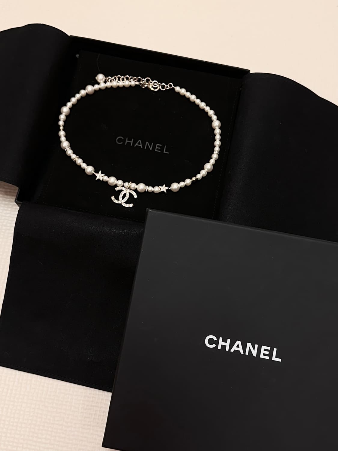샤넬 진주 초커 chanel 별 초커 cc로고 상품이미지2