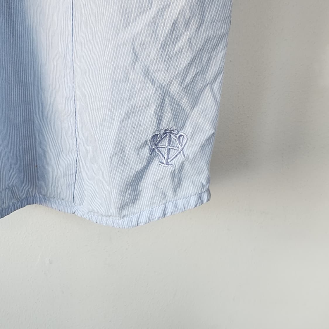 잇미샤 하늘색 반팔 셔츠 상품이미지3