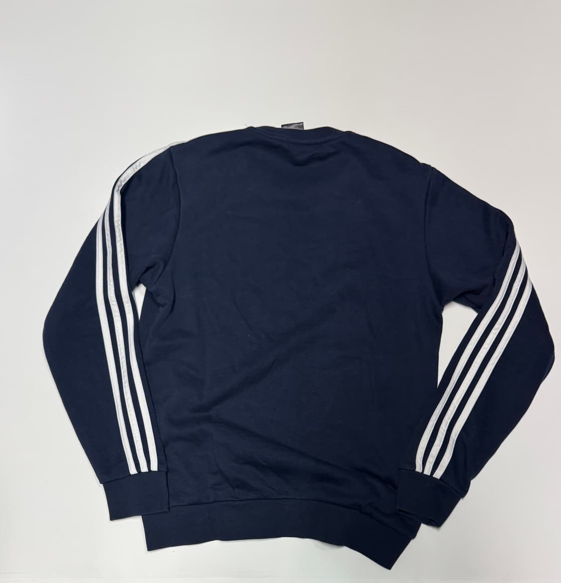 아디다스 삼선 트레이닝 맨투맨 네이비 상품이미지2