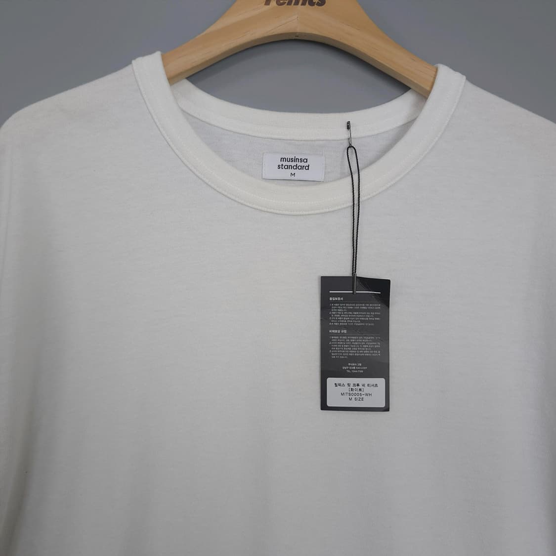 새제품)무신사 스탠다드 반팔티 화이트 M 상품이미지2