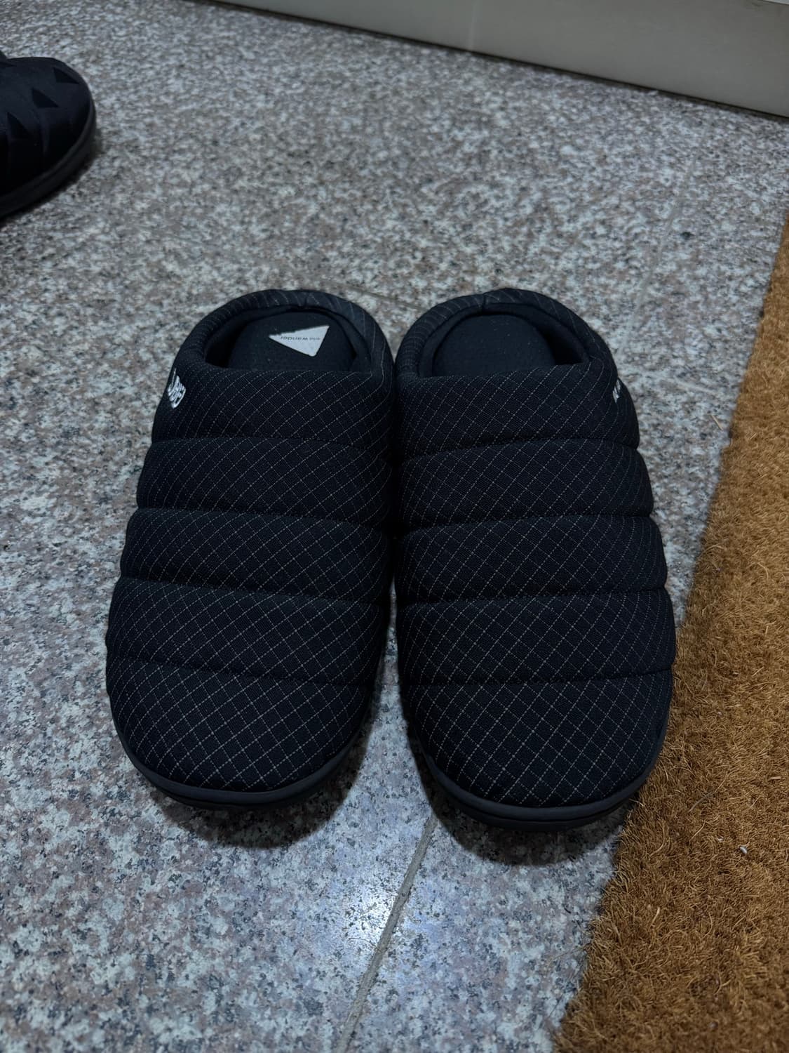 [3, 285~295] 앤드원더 스부 리플렉티브 립 퍼머넌트 샌들 블랙 상품이미지3