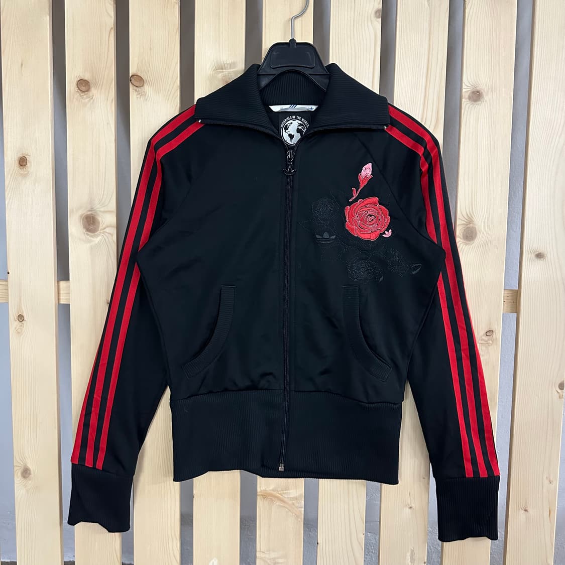 (S) 아디다스 스페인 블랙 로즈 장미 자수 트랙탑 져지 상품이미지1