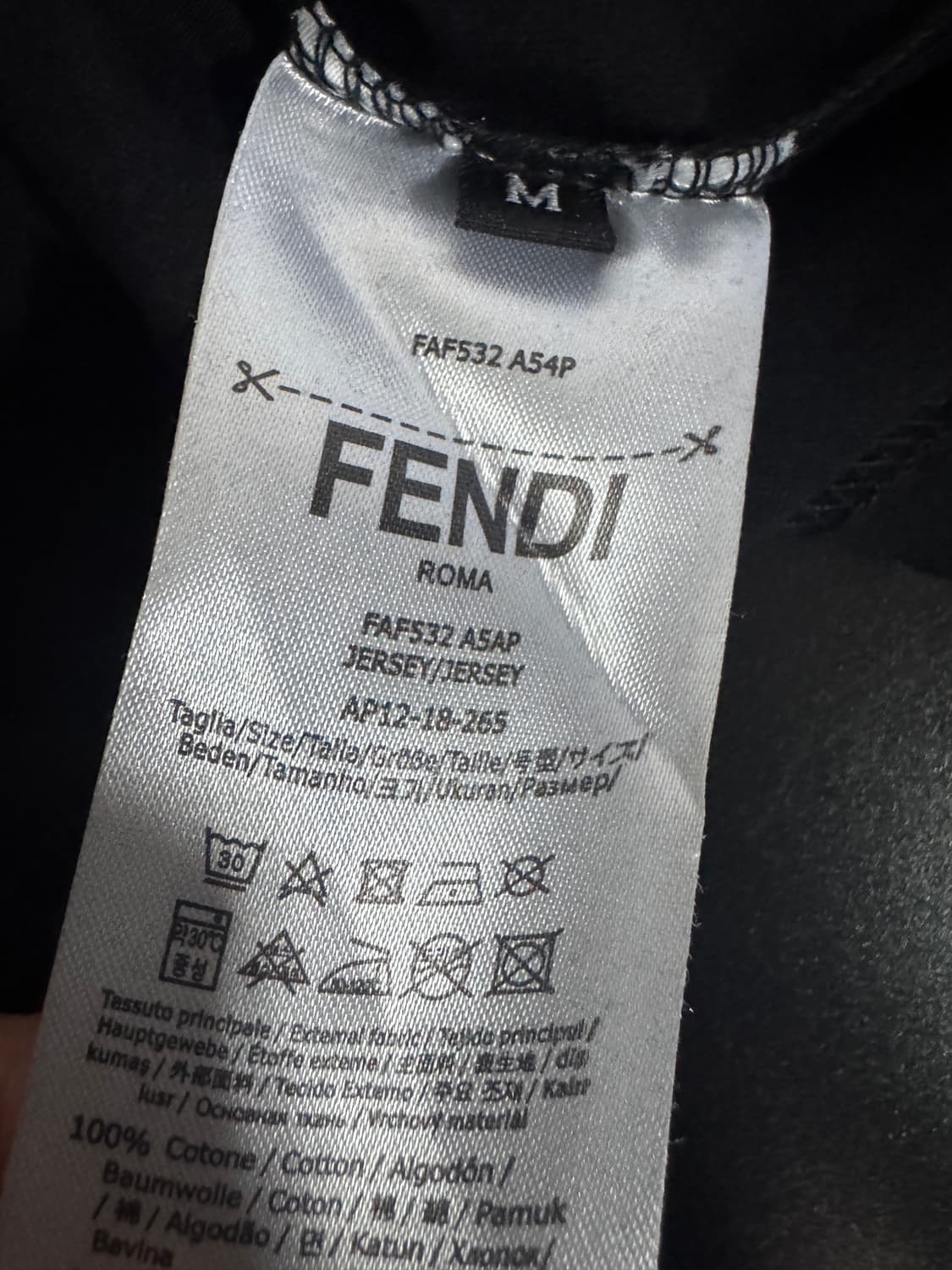 여성 펜디 FENDI 리메이크 커스텀 반팔 티셔츠 상품이미지4