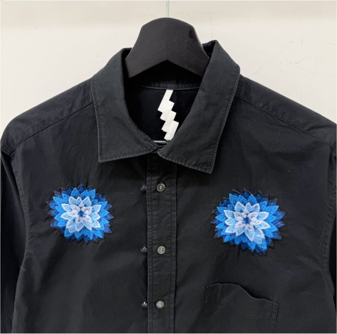 소시오츠키 페턴 자수 셔츠 상품이미지3