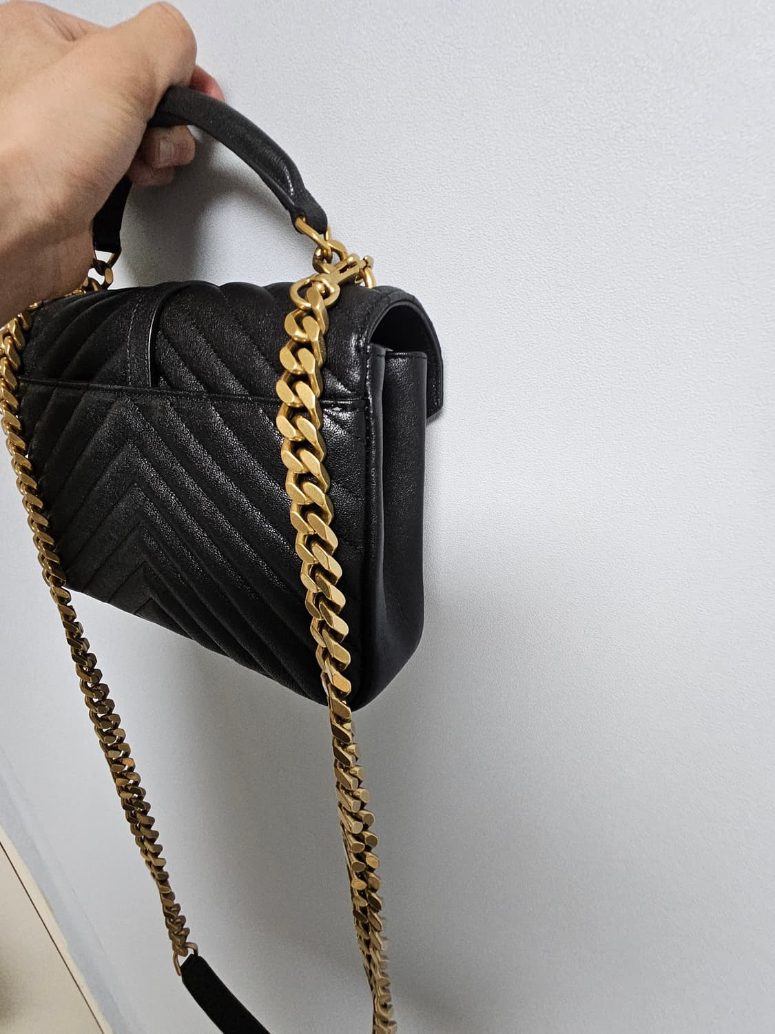 입생로랑 컬리지백 미듐 (새상품급) 상품이미지4