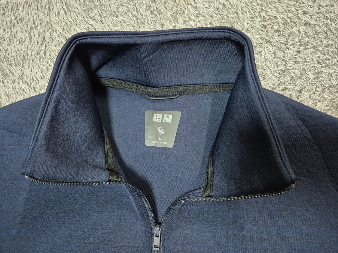 유니클로 남성 울트라스트레치 집업 맨투맨 L 상품이미지2