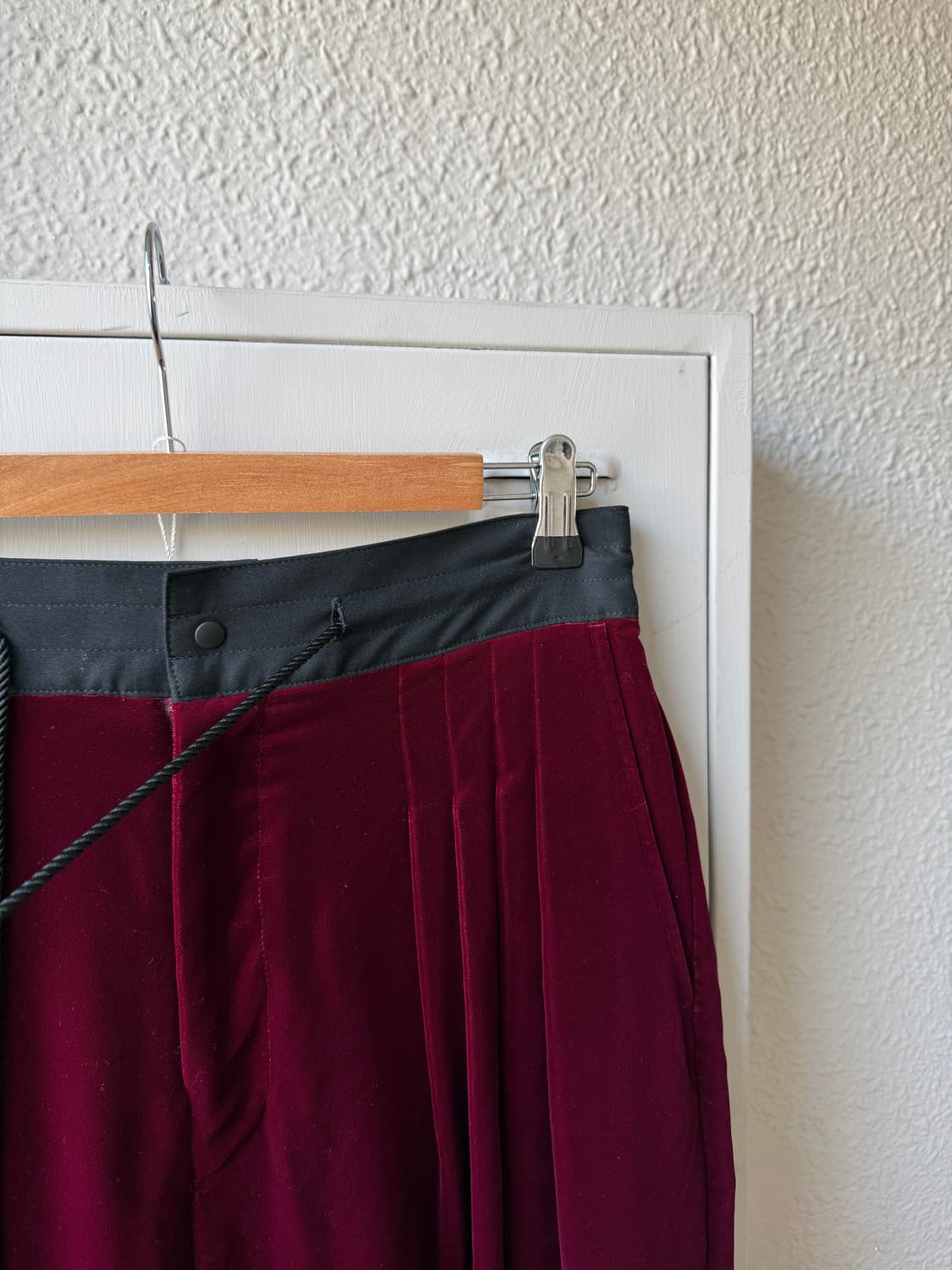 사스콰치패브릭스 벨벳 와이드팬츠 M(-32in) 상품이미지3