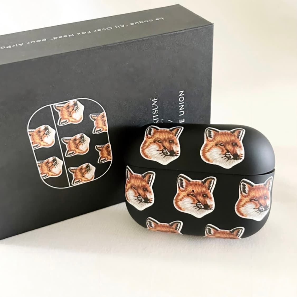 메종키츠네x네이티브유니온 에어팟 프로1,2세대 케이스 상품이미지1