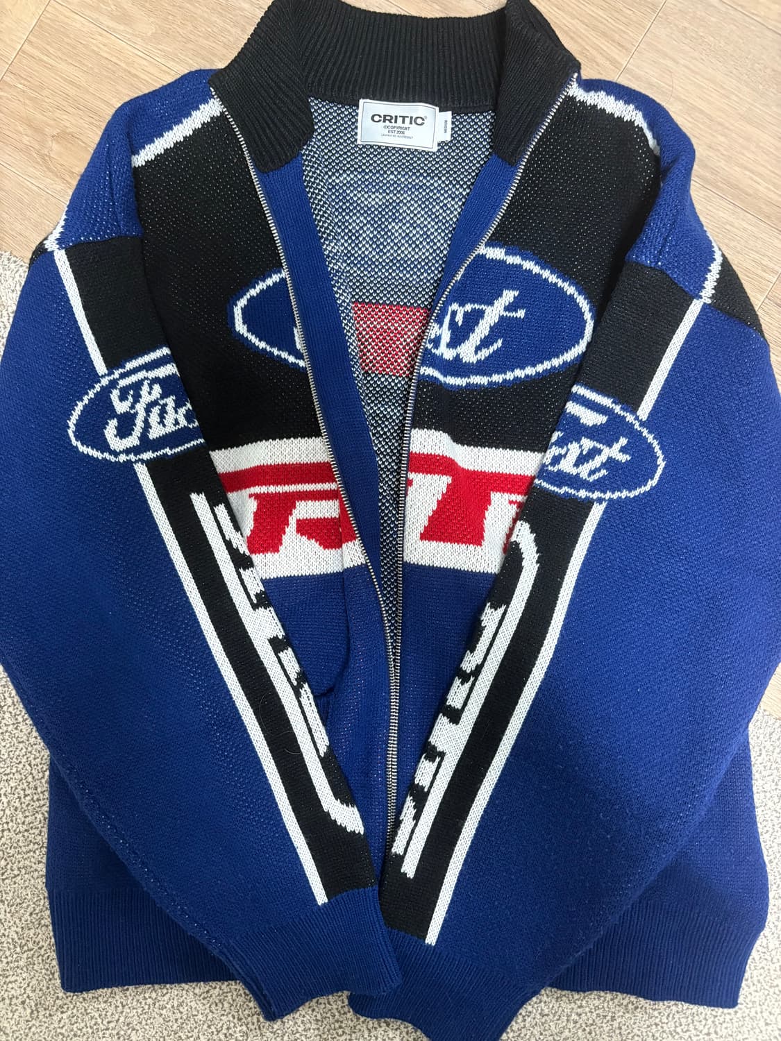 크리틱 레이싱 니트집업 상품이미지2