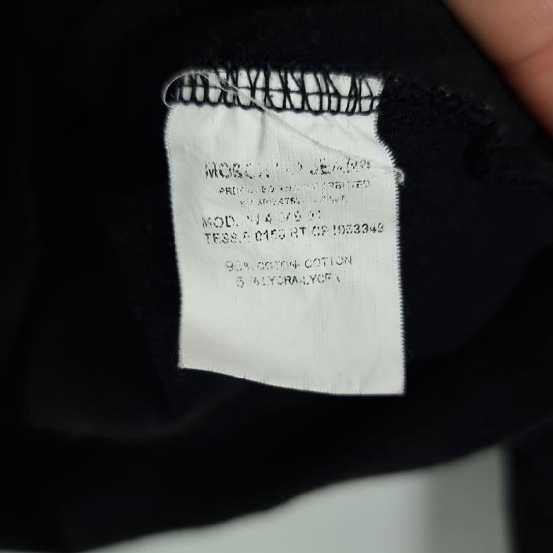[모스키노] 빈티지 그래픽 슬림핏 긴팔티 P00927 상품이미지8