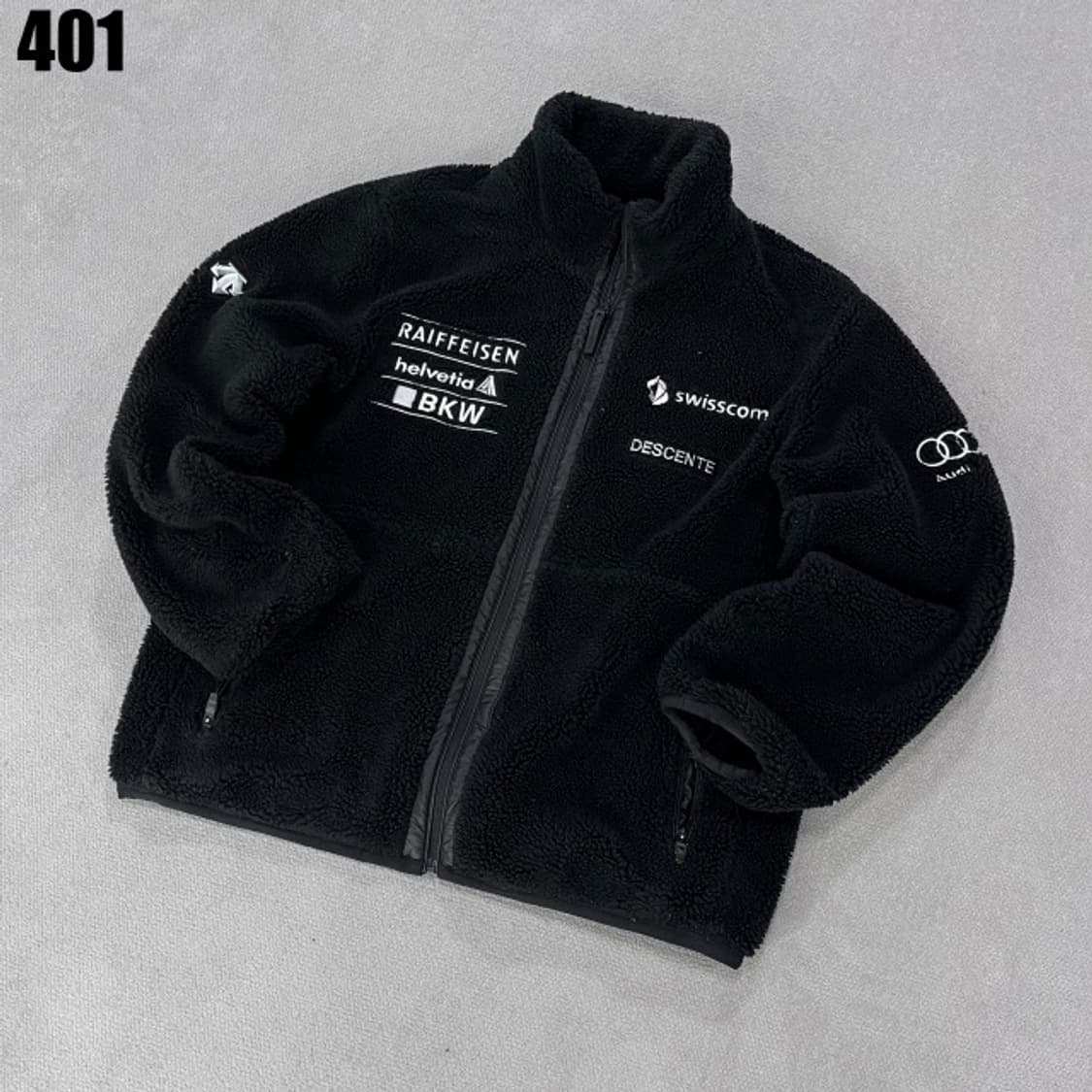 데상트 스위스 플리스 블랙  상품이미지1