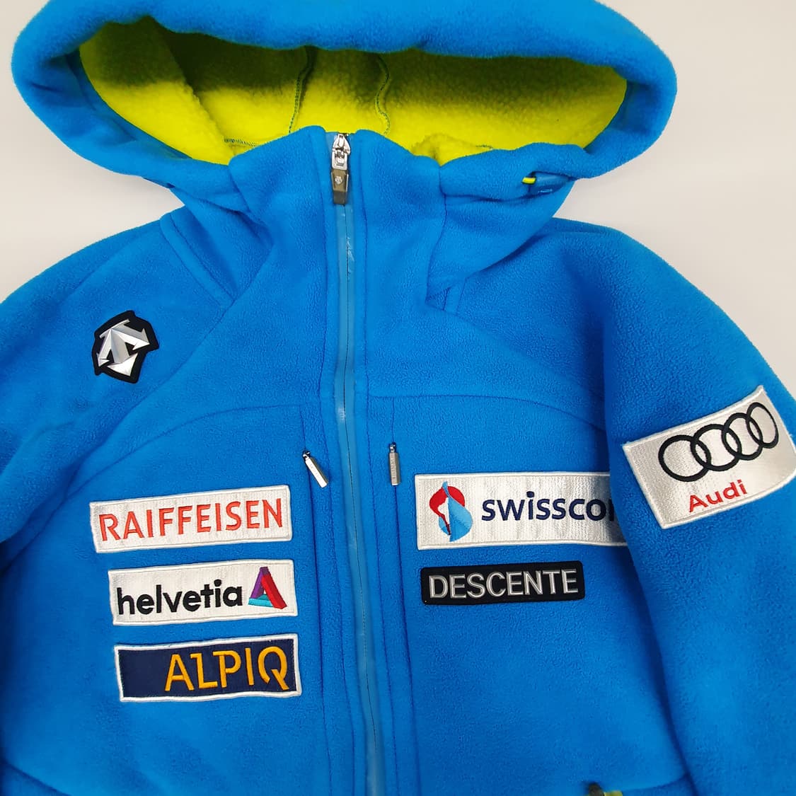 데상트 스위스 스키팀 후리스 상품이미지2