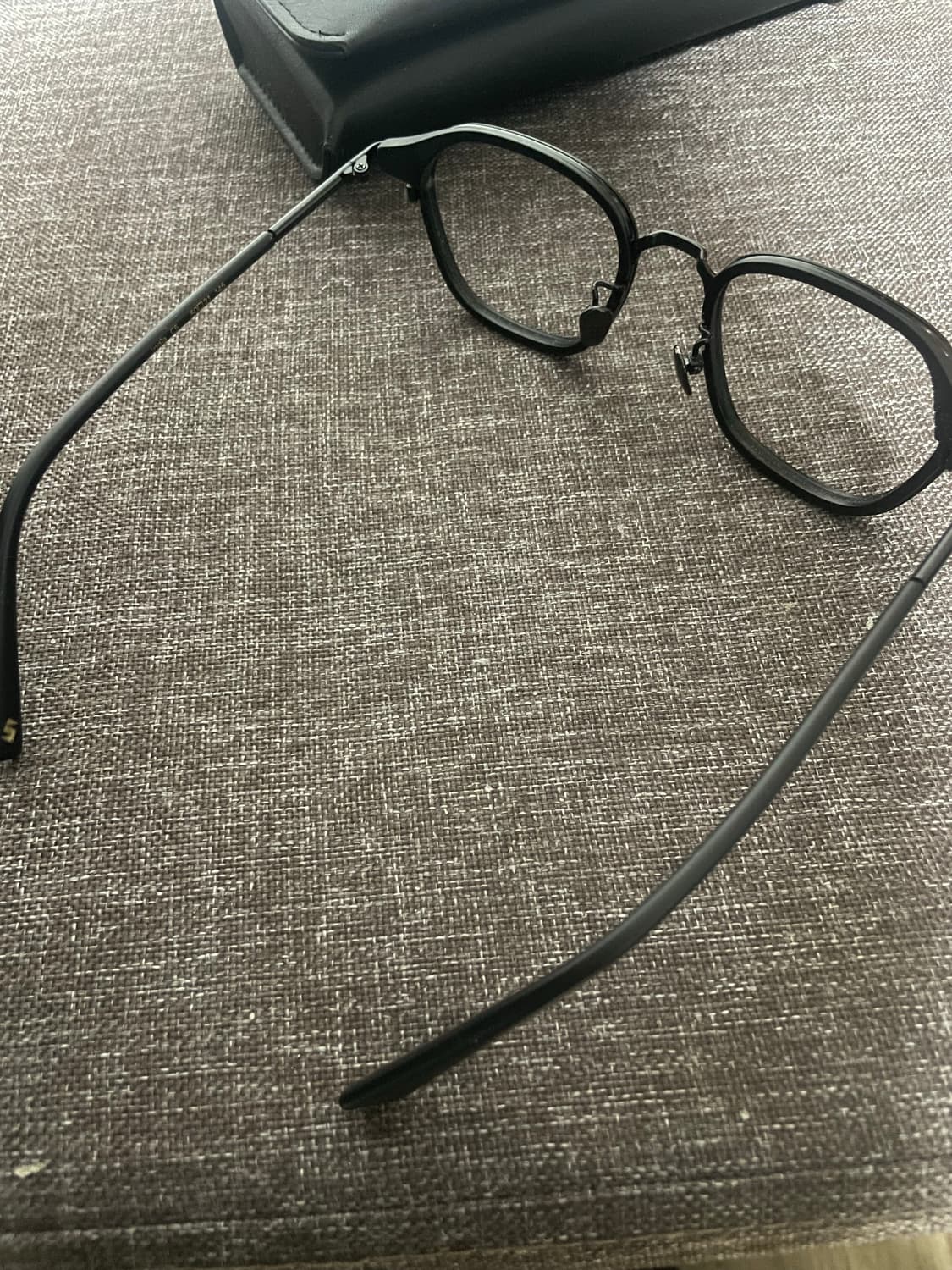 마노모스 anna c2 블랙 안경테 상품이미지3