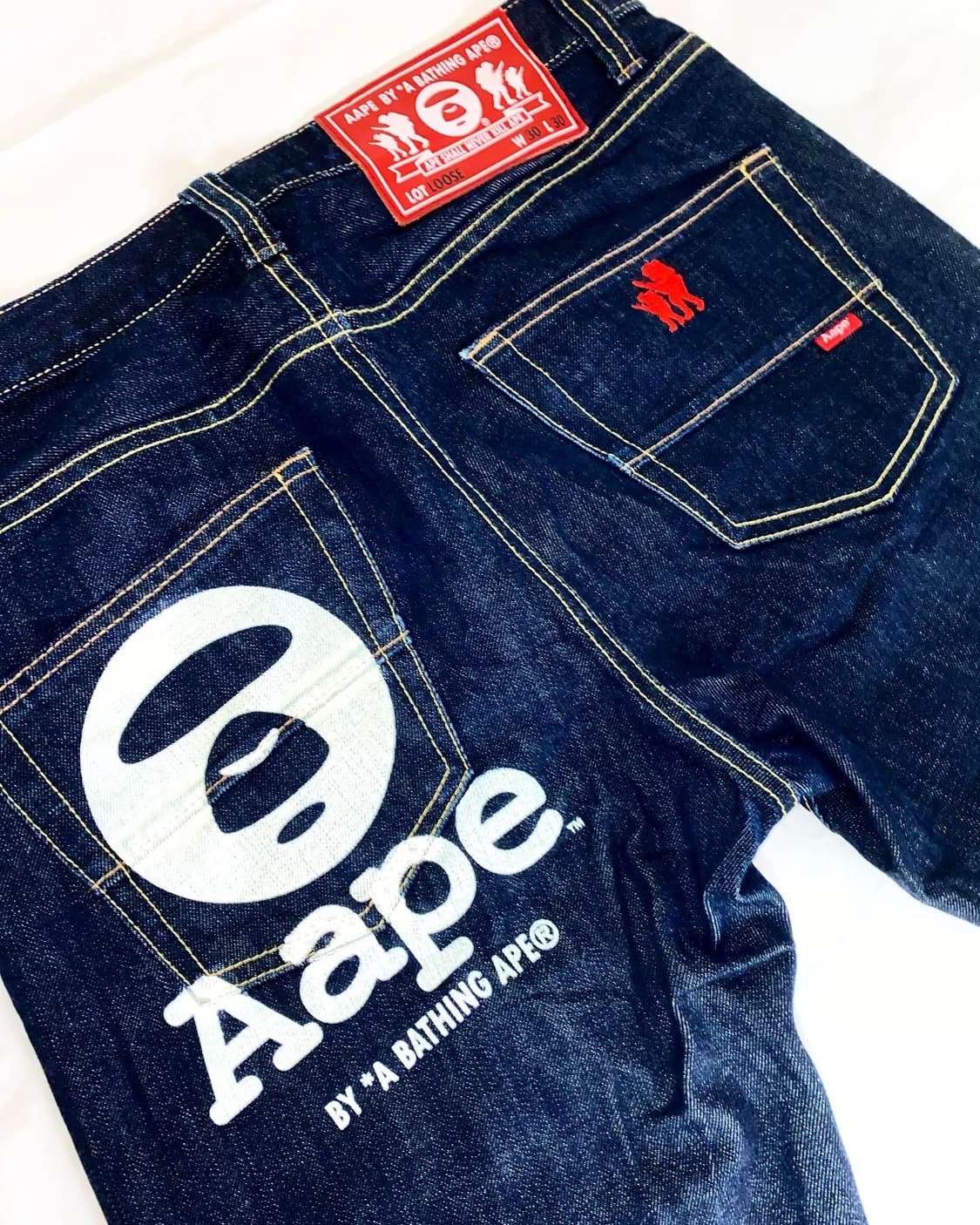 AAPE(BAPE/베이프) - 밀로 프린트 데님 팬츠 상품이미지1