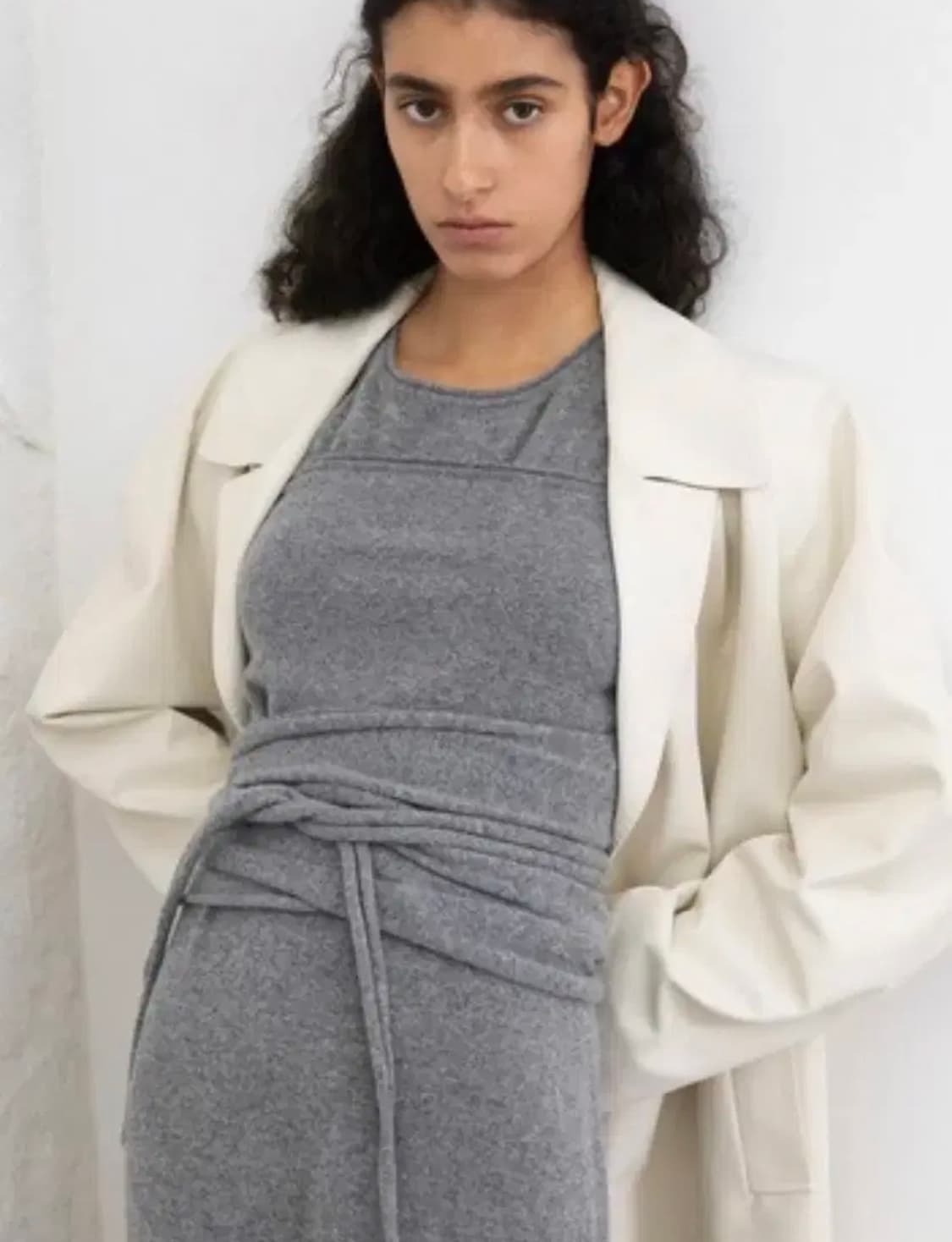 Le17캐시미어블랜디드 튜브탑 새상품 그레이 상품이미지1