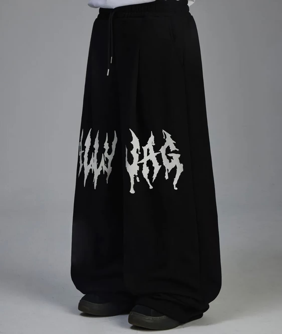 글리터 레터링 기모 트레이닝 팬츠[블랙] 상품이미지2