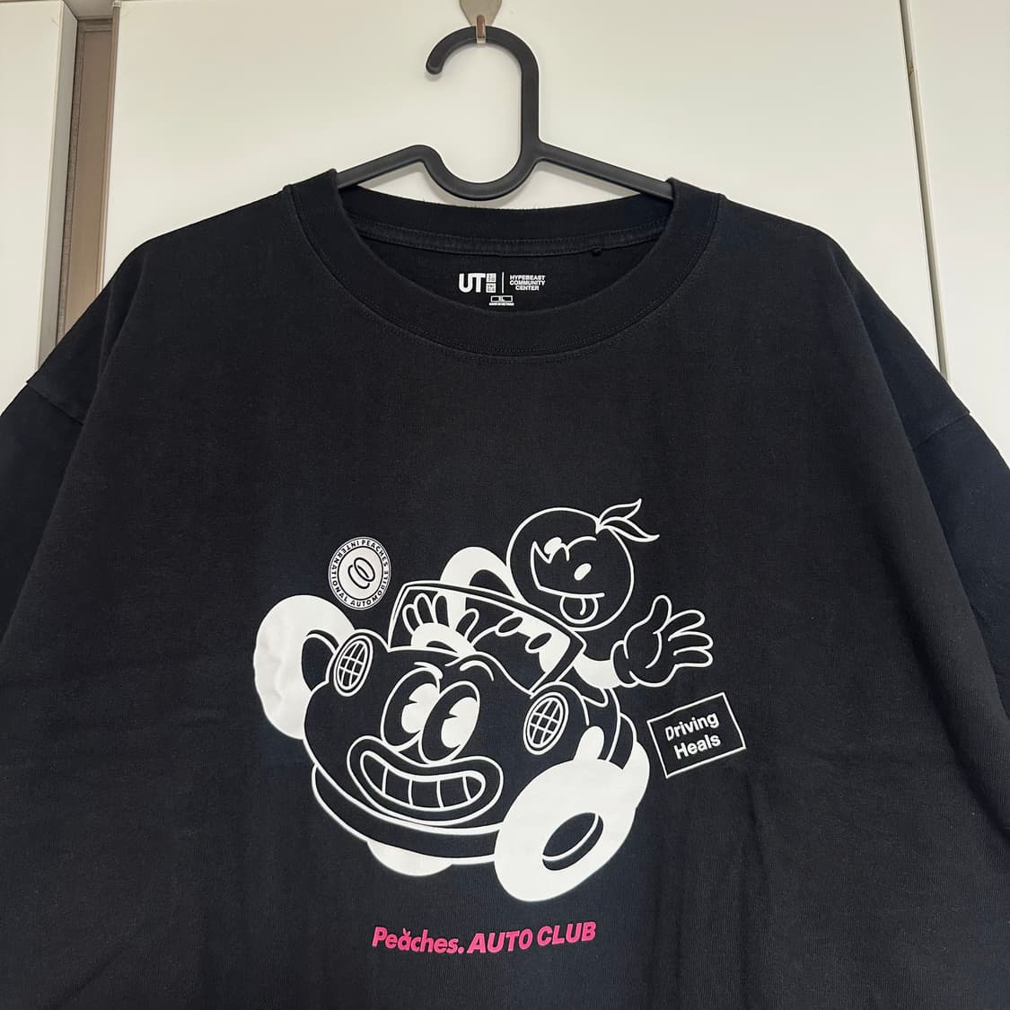 유니클로 UT 피치스 반팔 티셔츠 XL 상품이미지2