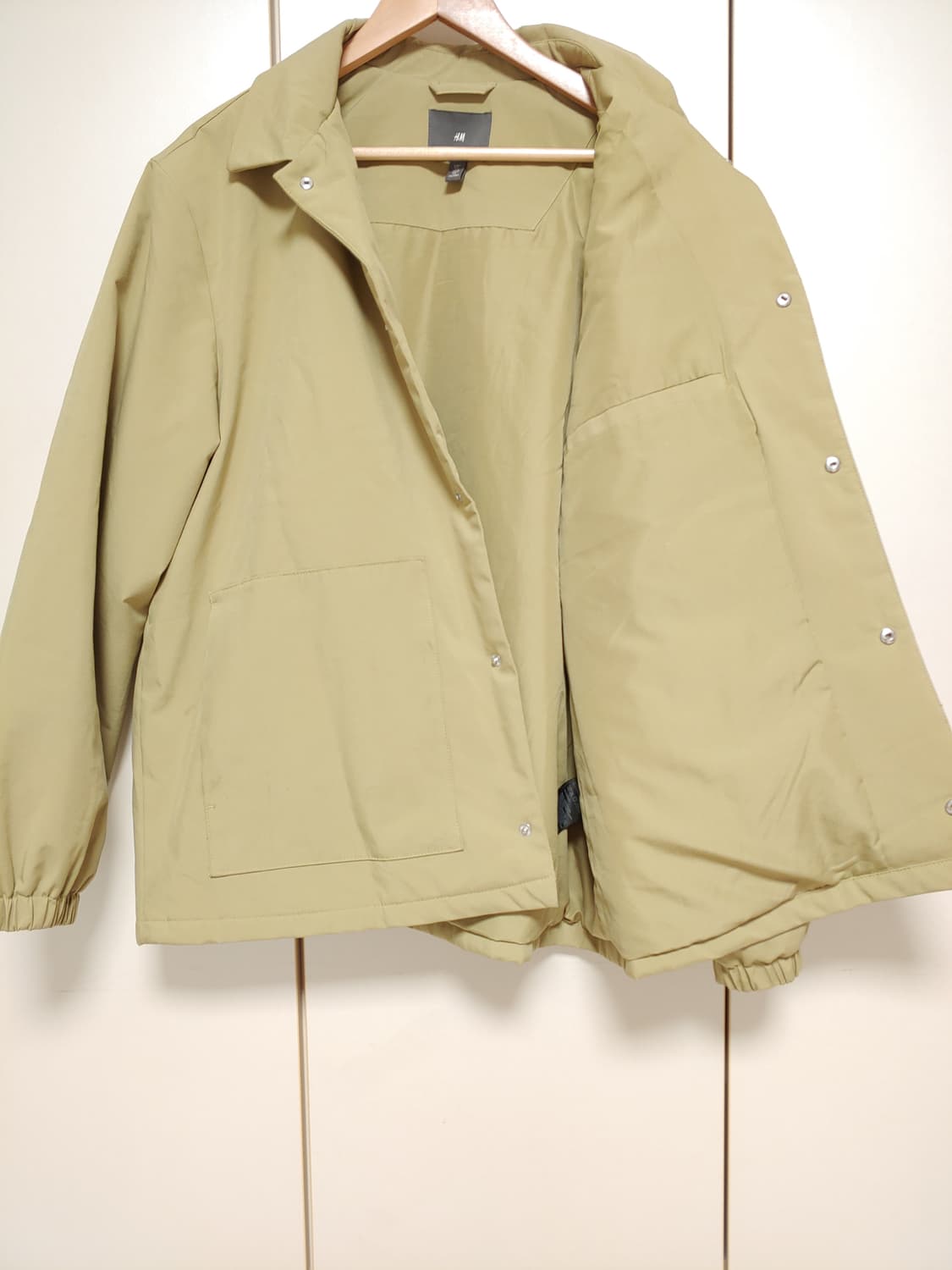 남성 H&M 25년 패딩 셔츠형 점퍼자켓  상품이미지2