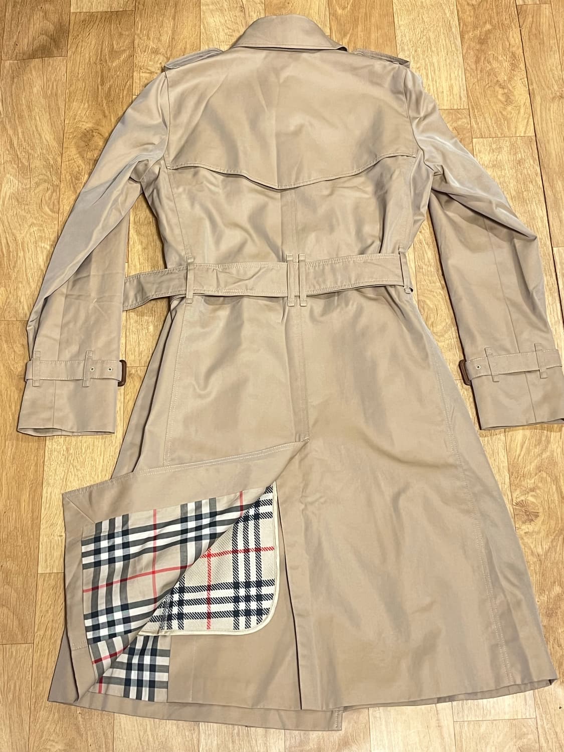 (36) 버버리 더블버튼 클래식 트렌치코트 상품이미지5