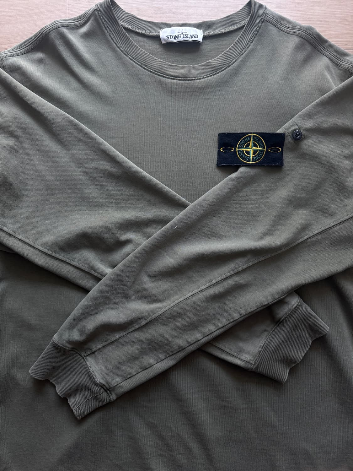 STONE ISLAND 롱슬리브 XXL 올리브(카키) 상품이미지1