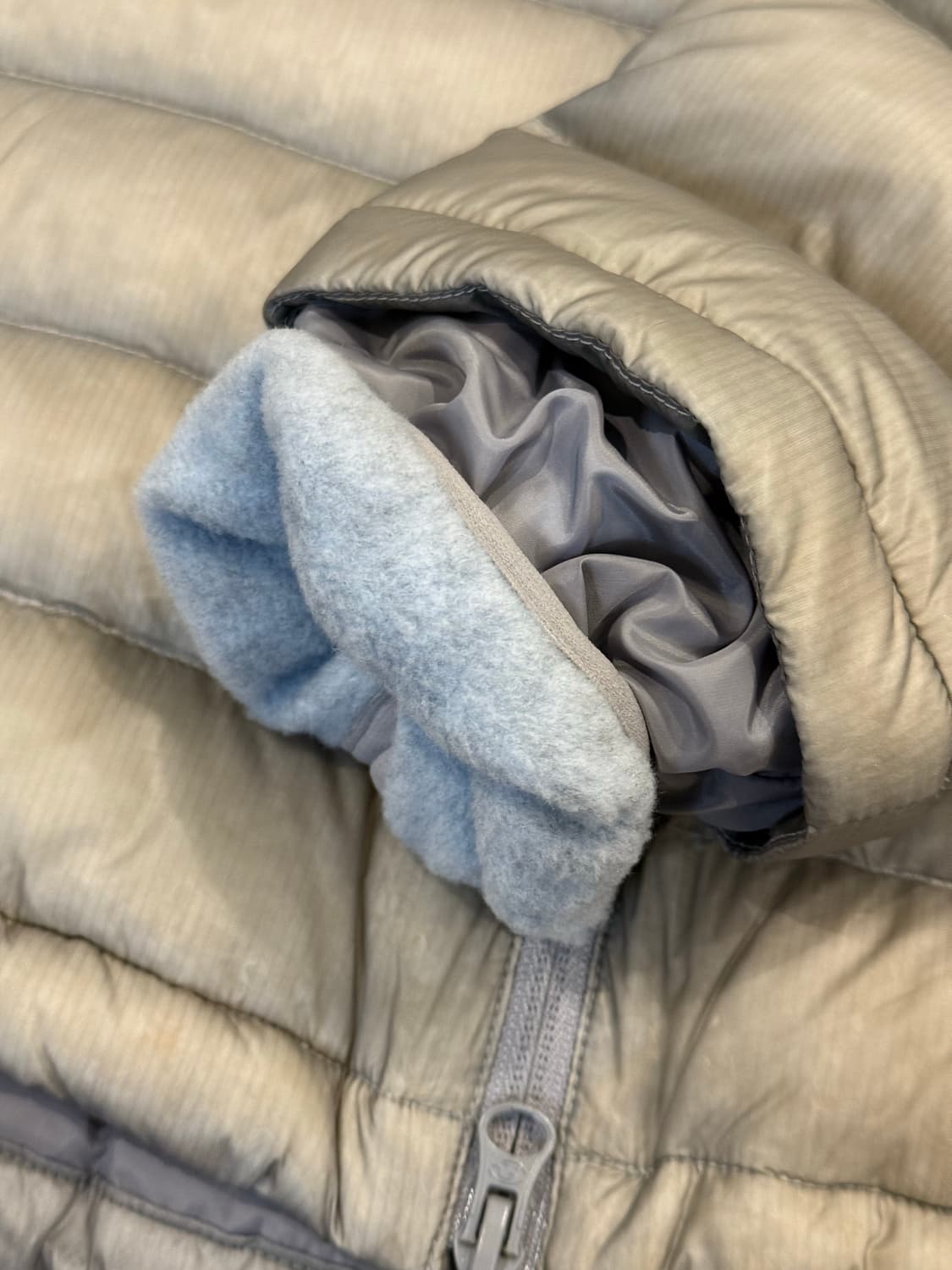 산산기어 서픽스 푸퍼 그레이(3) fw24 / S급 상품이미지5