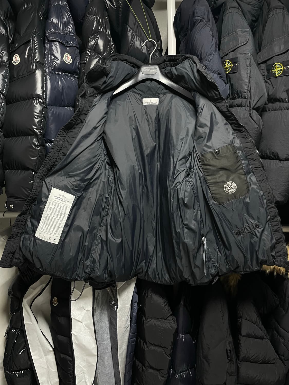 [L사이즈] 22FW 스톤아일랜드 가먼트다잉 크링클랩스 패딩 상품이미지6
