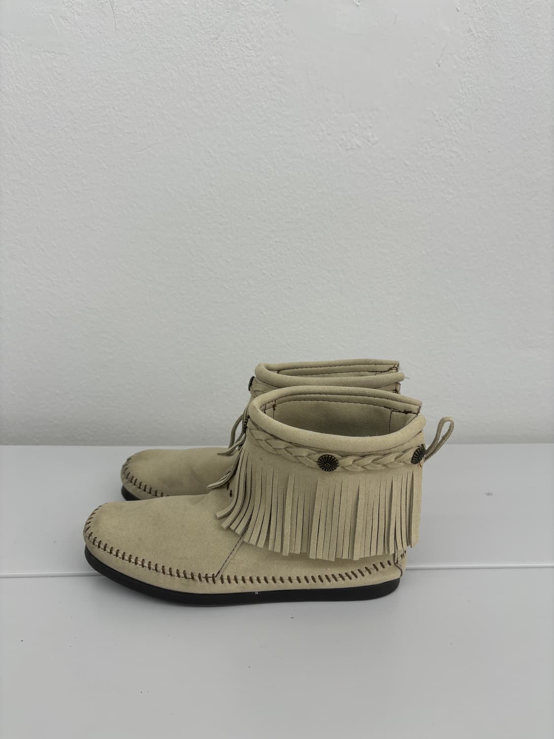 Minnetonka 프린지 부츠 스웨이드 상품이미지2