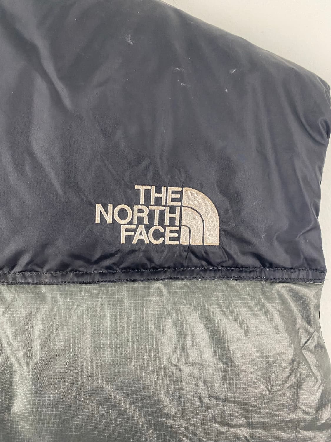 노스페이스 700 다운 검회 조끼패딩 베스트 S 상품이미지4