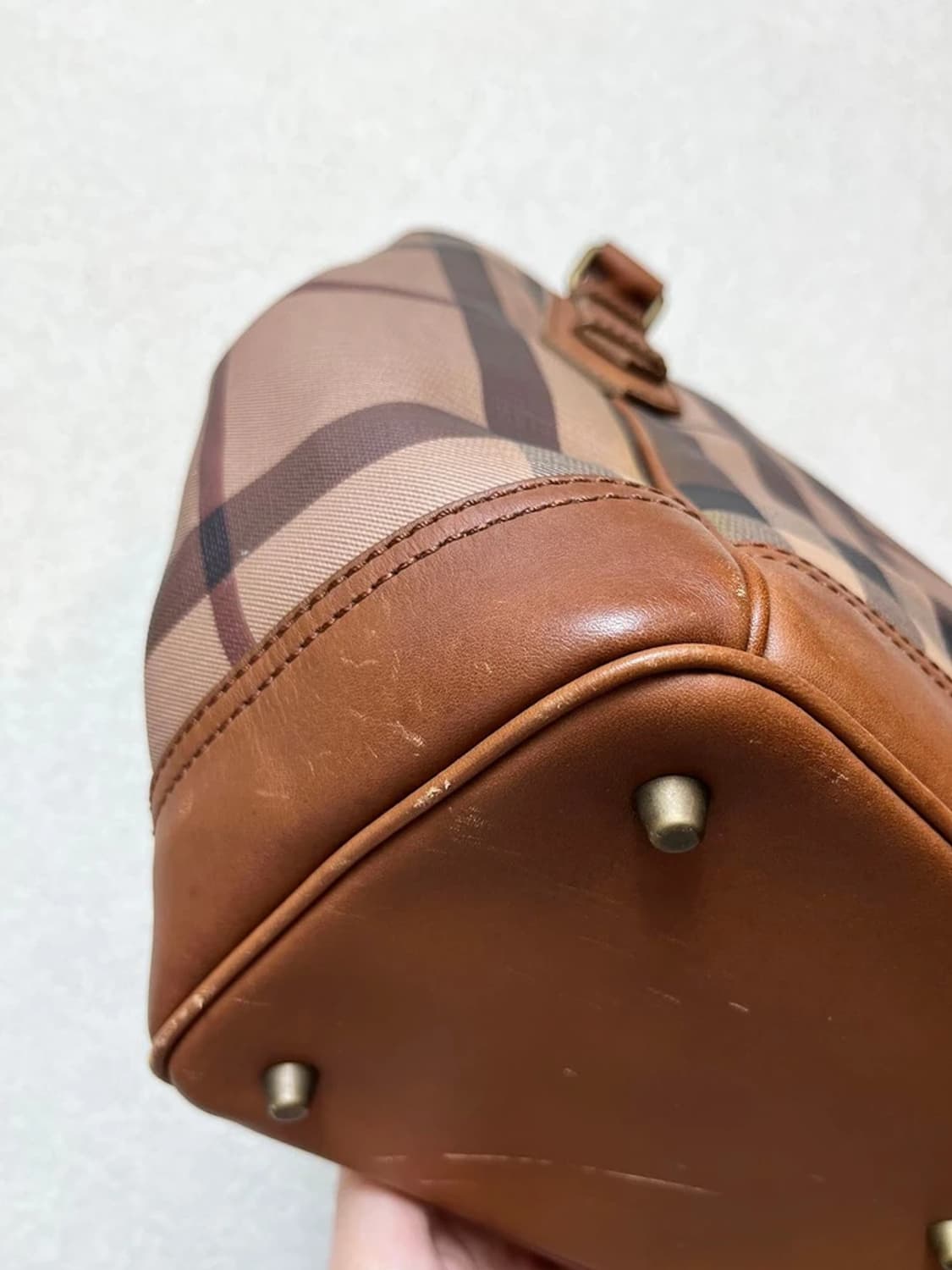 버버리 시그니처 노바체크 토트백 A1667 상품이미지4